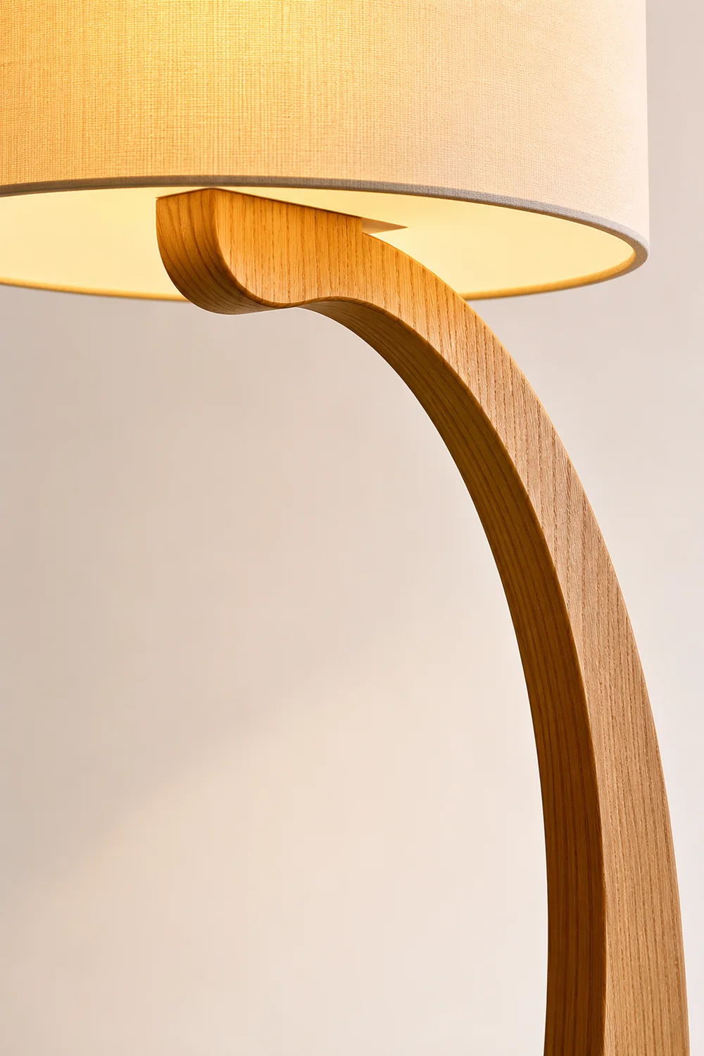 Bow Curve Floor Lamp - Lumpaz