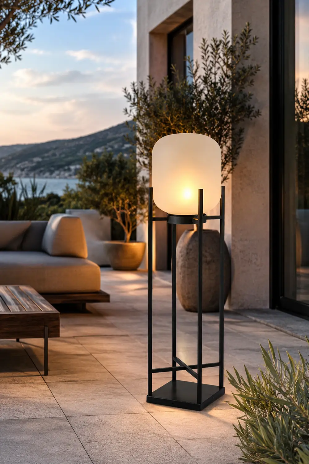 Lantern Floor Light - Lumpaz