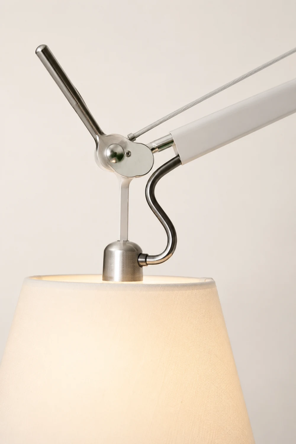 Rocker Modern Floor Lamp - Lumpaz