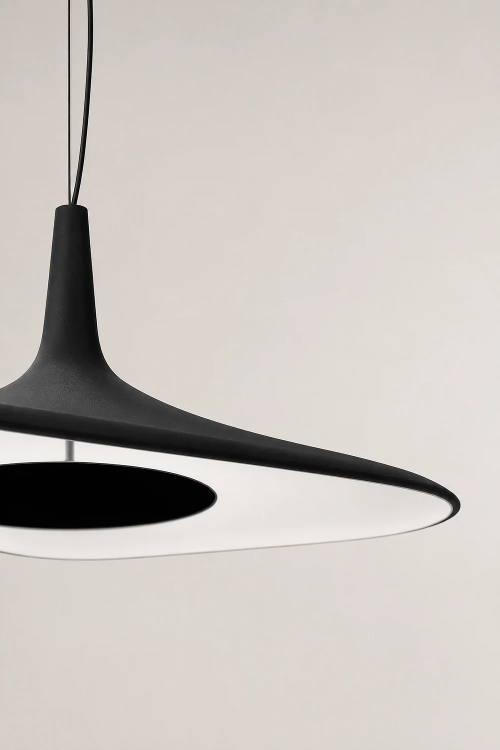 Soleil Noir Pendant Lamp - Lumpaz
