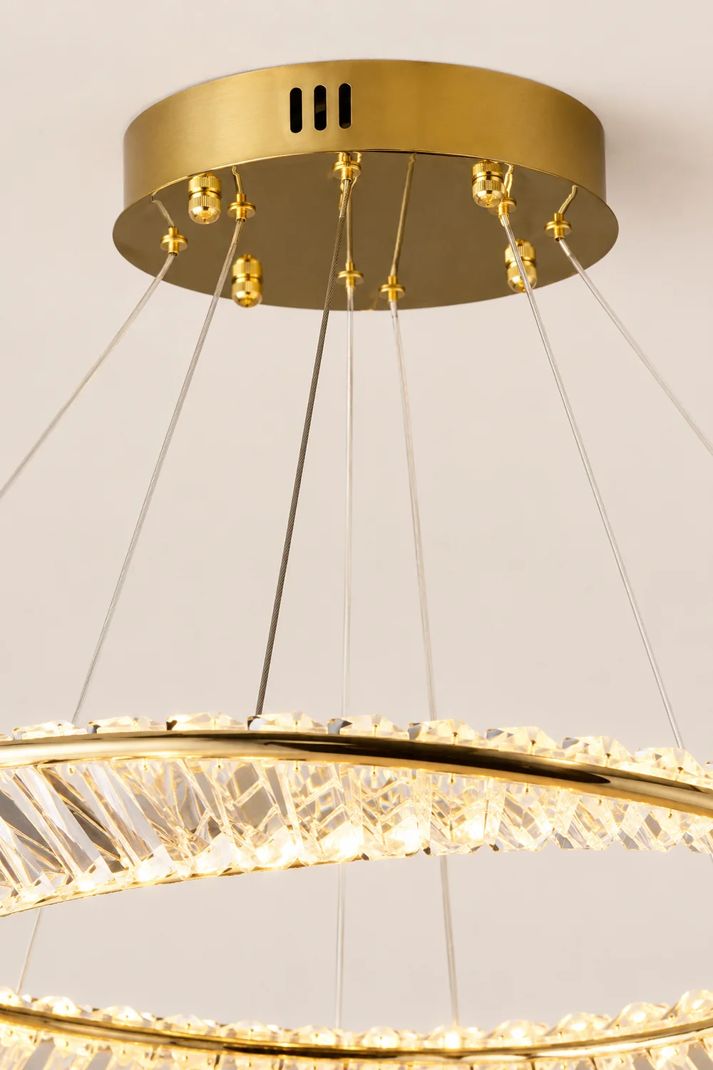 Wave Circle Crystal Chandelier - Lumpaz
