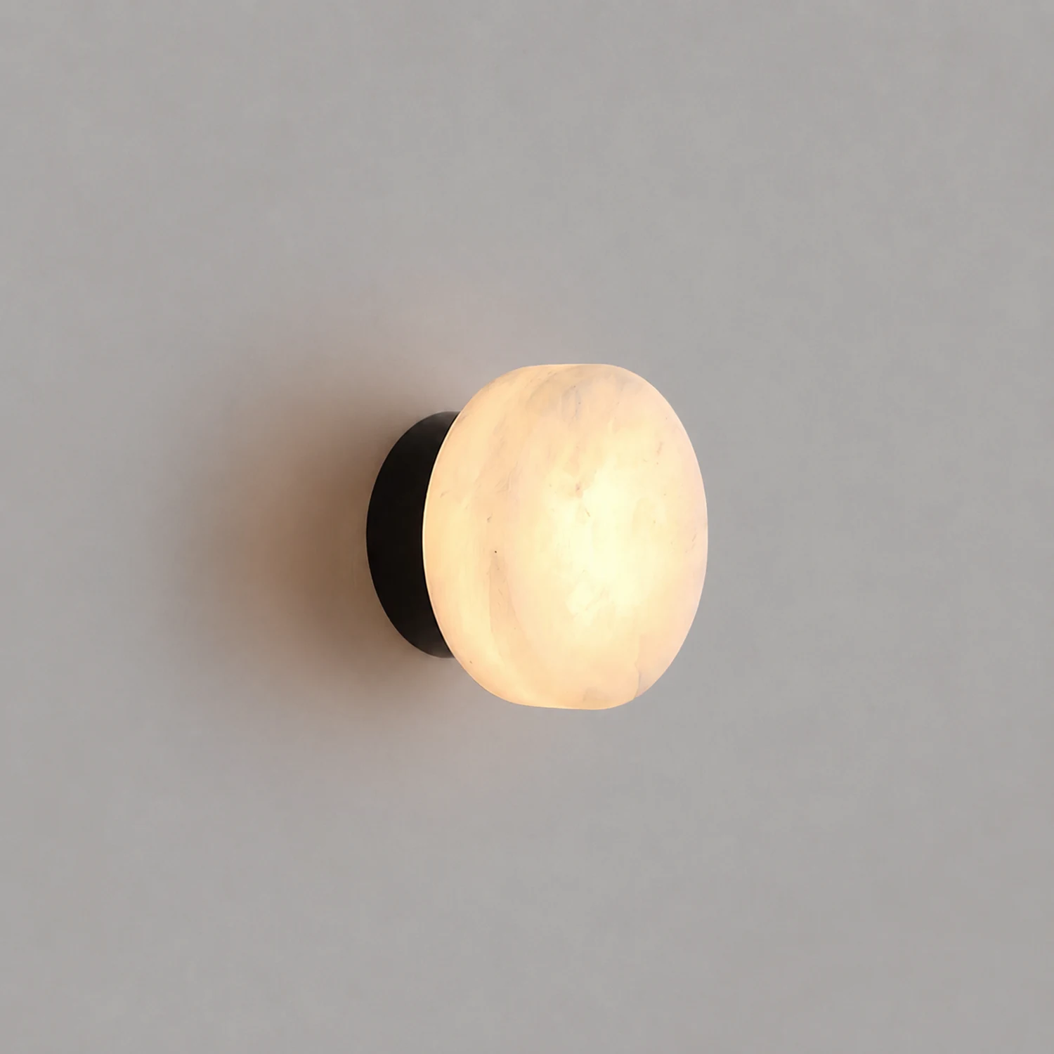Cylindrical Alabaster Wall Light - Lumpaz