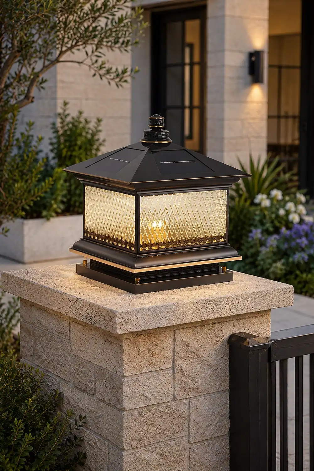 Diamond Solar Post Outdoor Light - Lumpaz