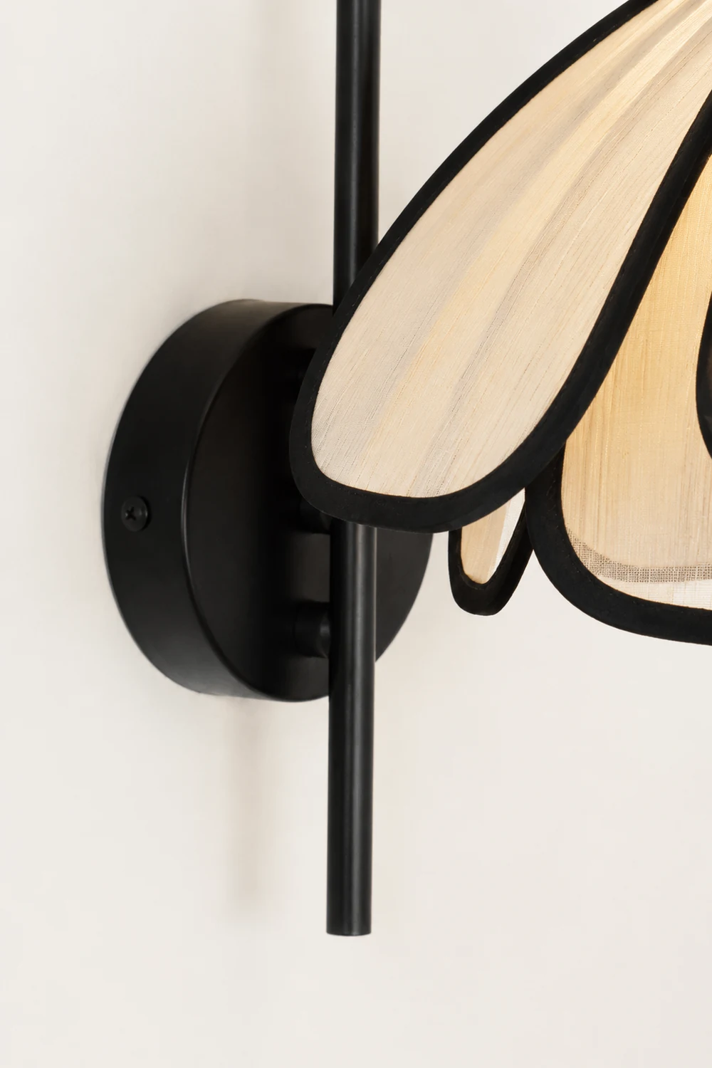 Okai Wall Lamp - Lumpaz
