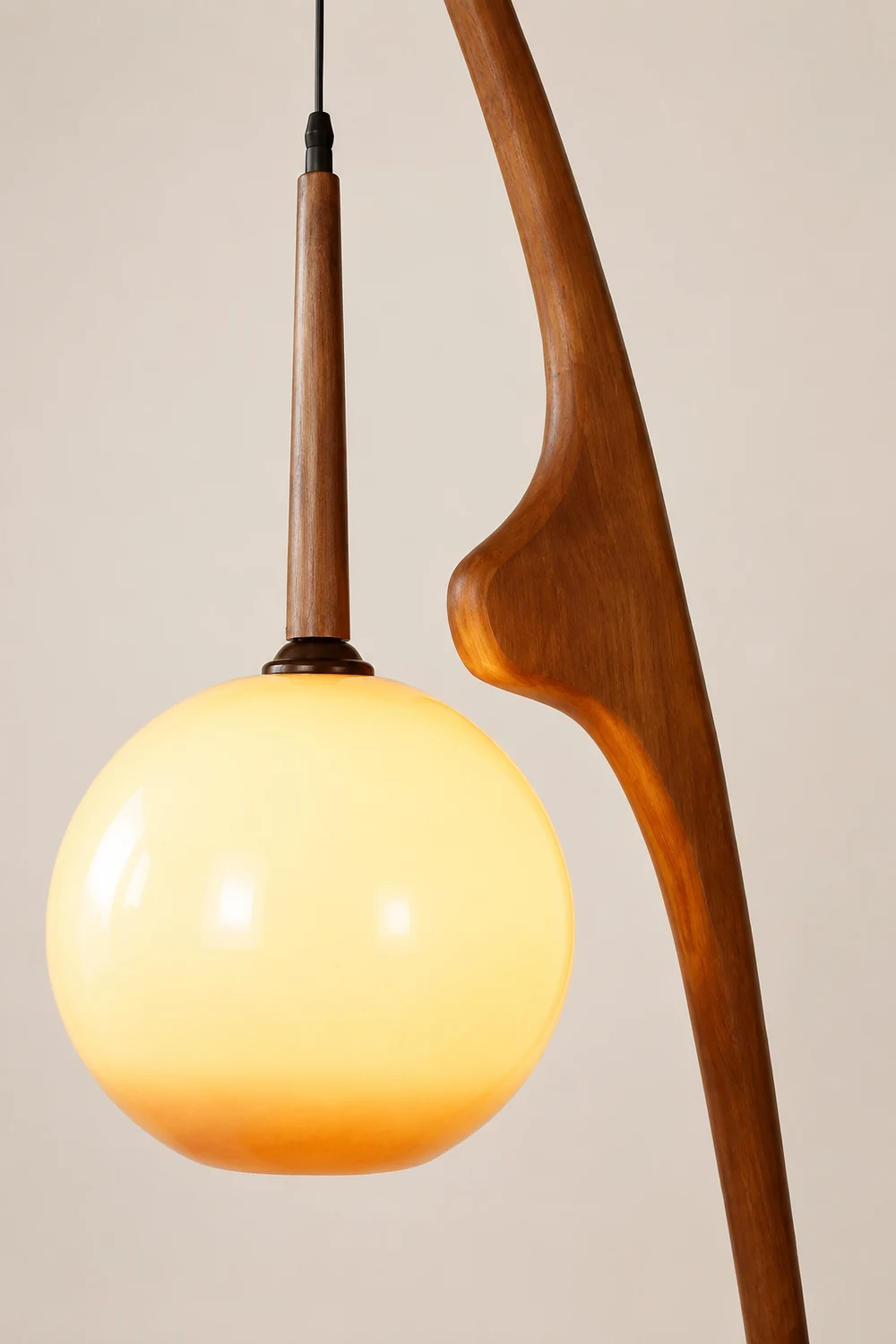 Curved Mantis Arm Floor Lamp - Lumpaz