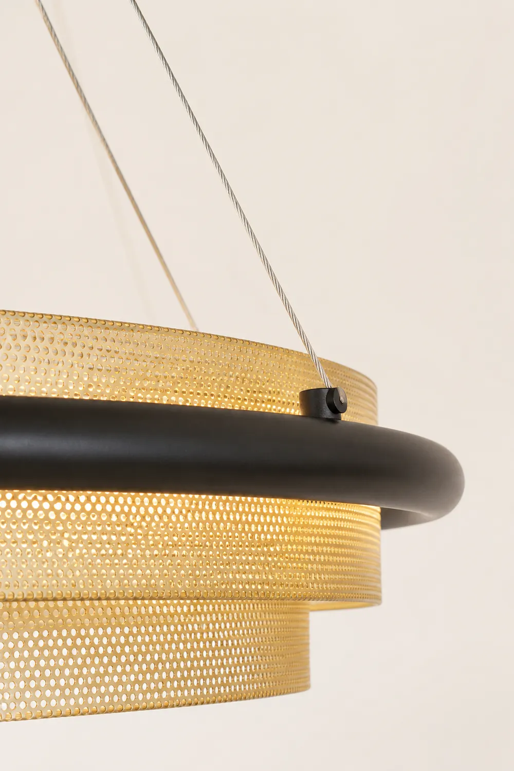 Acrylic LED Round Chandelier - Lumpaz