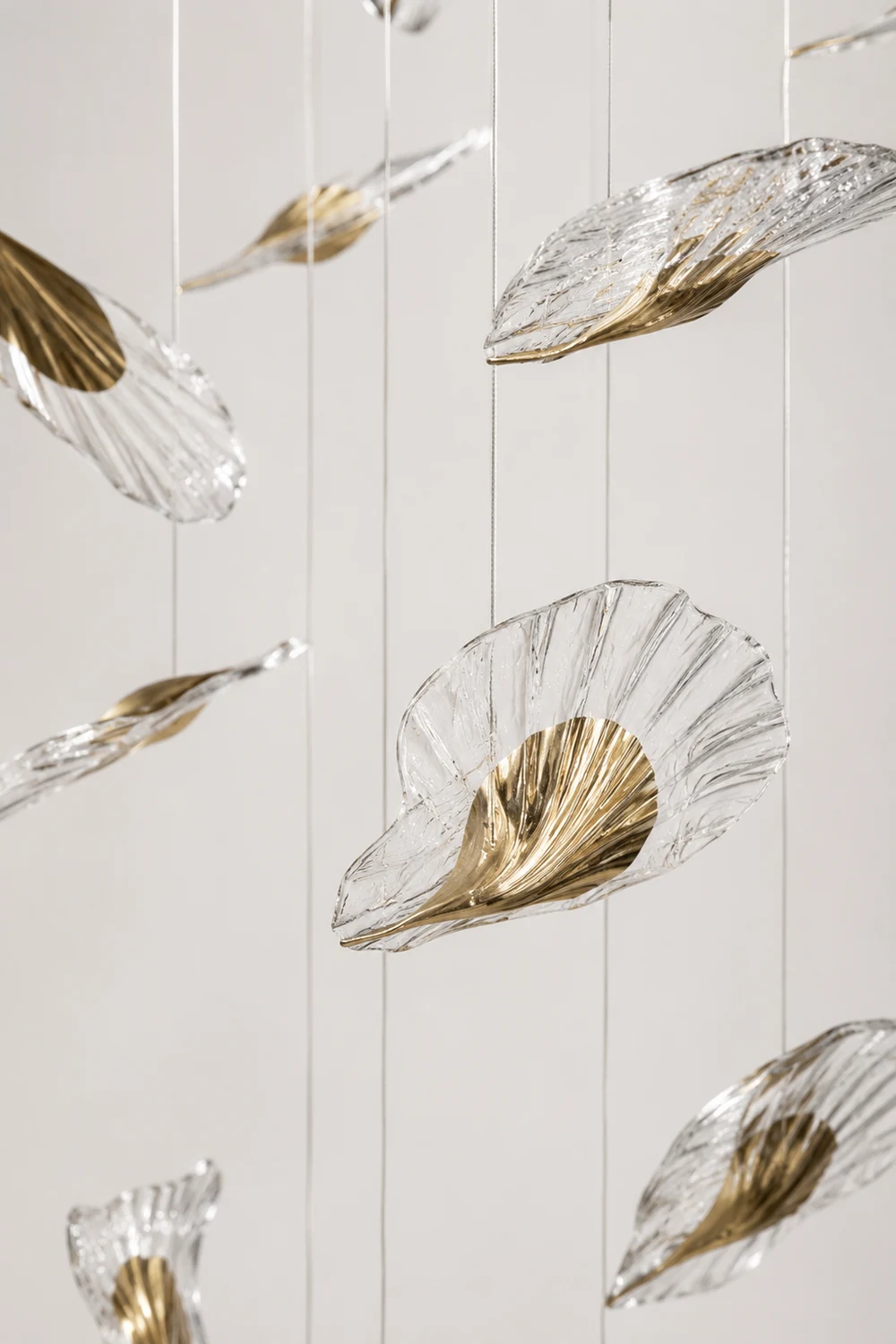 Breezeleaf Chandelier - Lumpaz