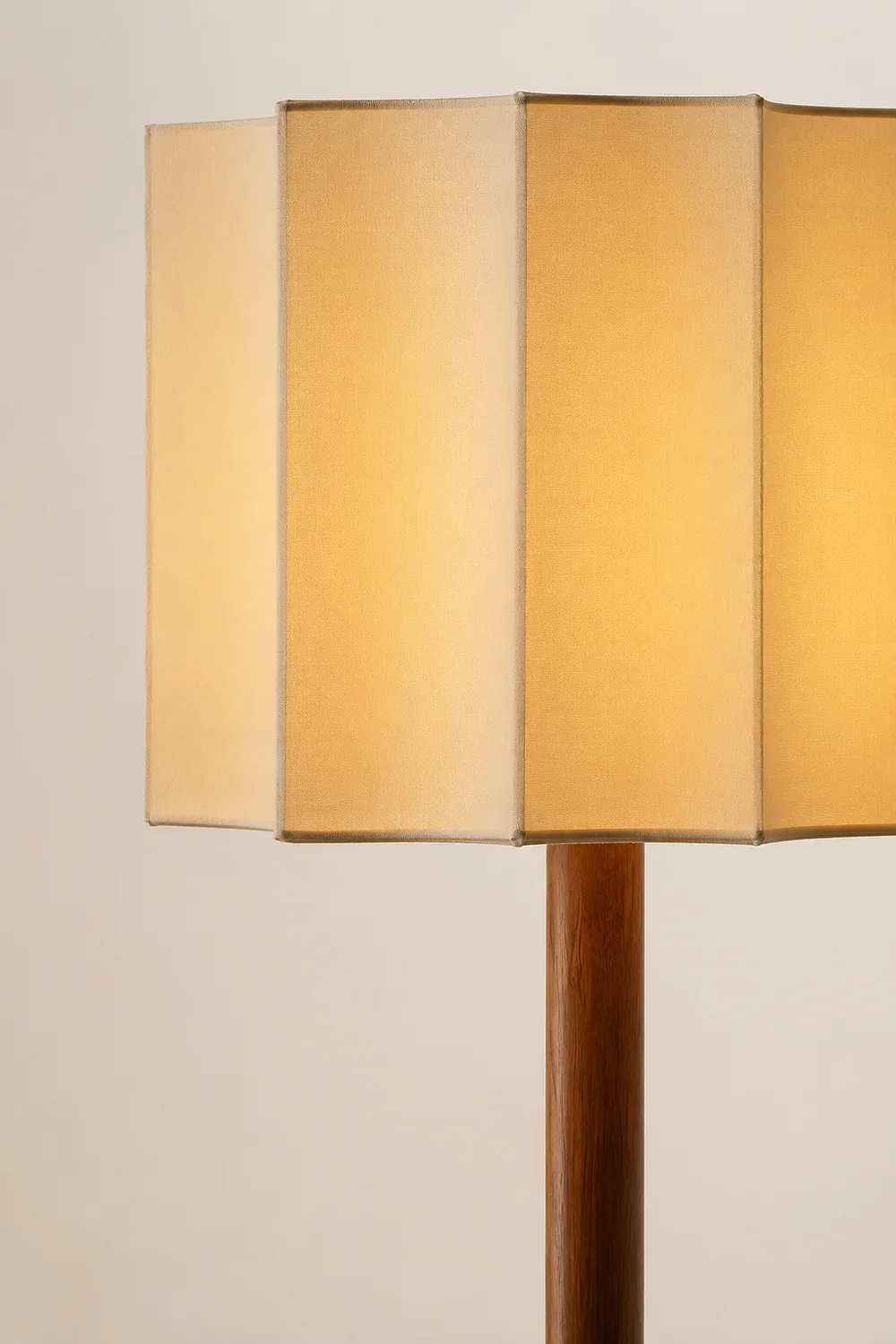 Hakka Floor Lamp - Lumpaz