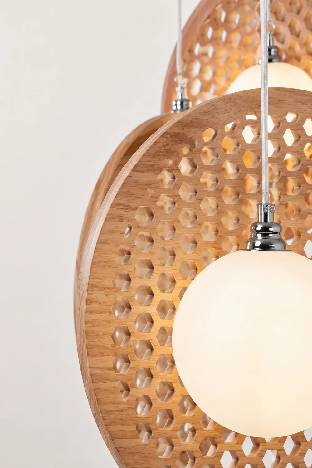Bee Plate Chandelier - Lumpaz