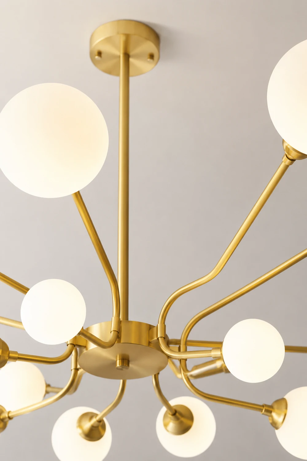 Balloon Ball Chandelier - Lumpaz