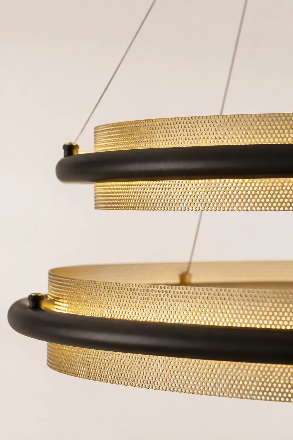 Acrylic LED Round Chandelier - Lumpaz