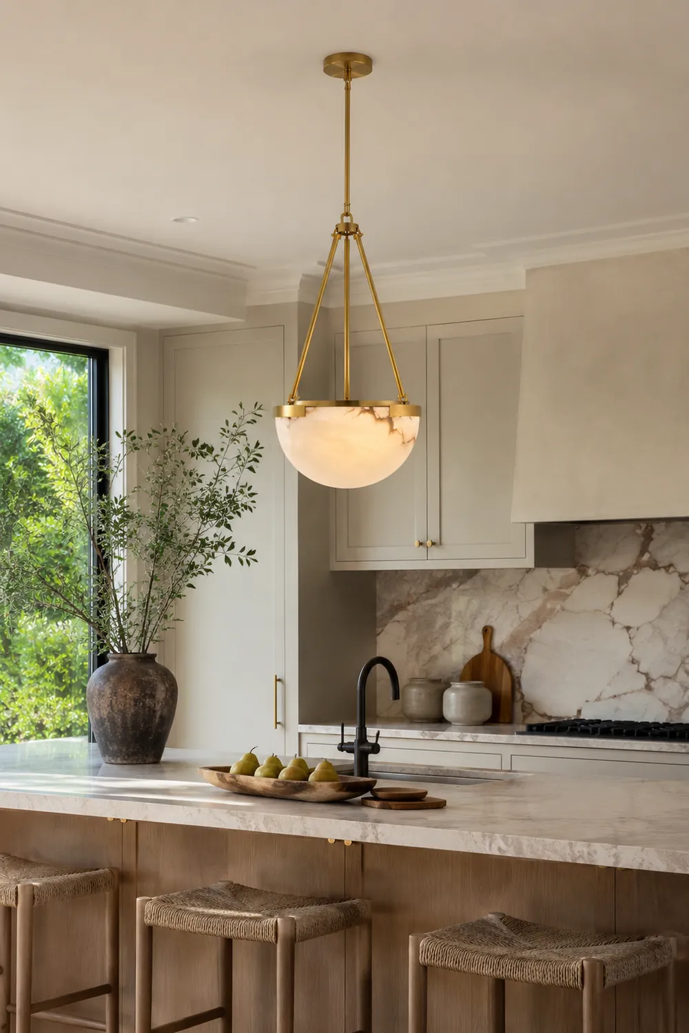 Istar Alabaster Chandelier - Lumpaz
