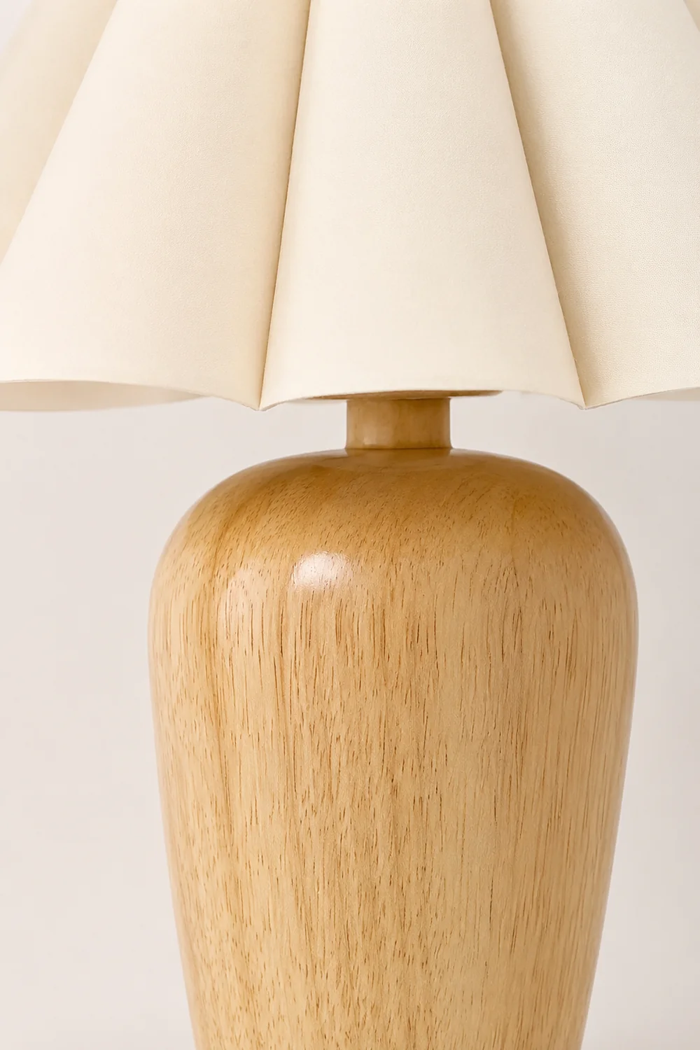 Vintage Fluted Beige Table Lamp - Lumpaz
