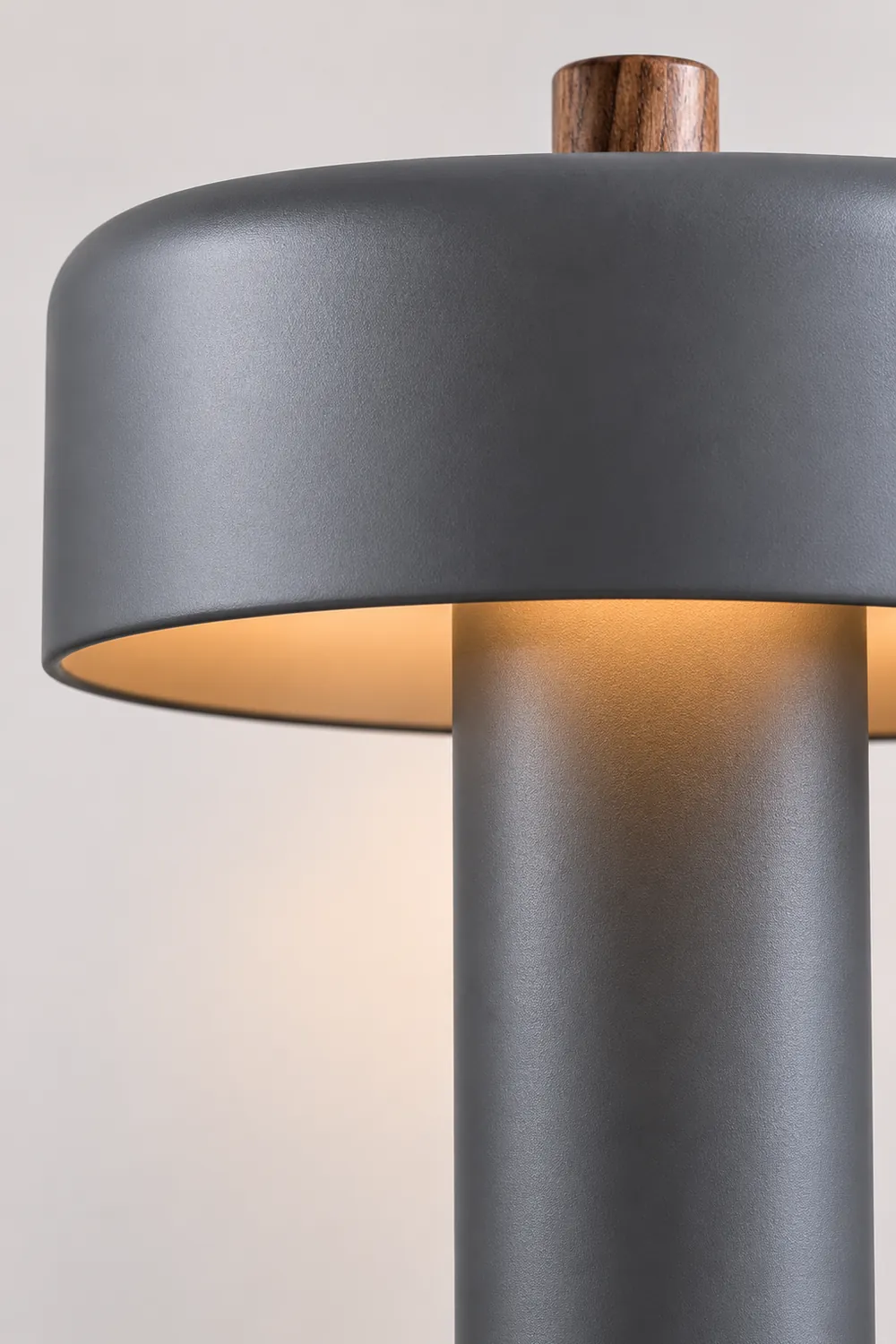 Kunk Table Lamp - Lumpaz
