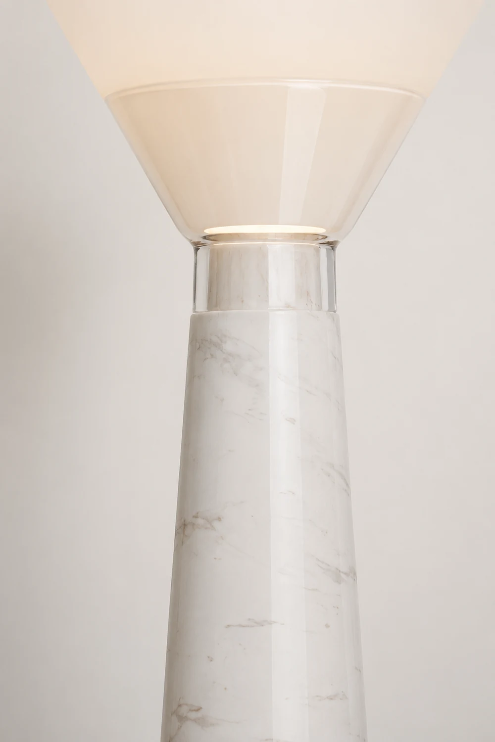 Bella Glass Floor Lamp - Lumpaz