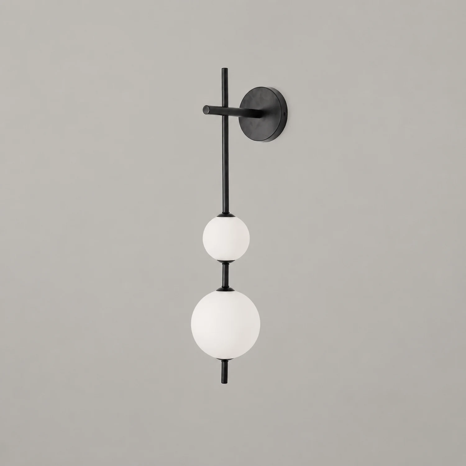 Vertical Globe Wall Lamp - Lumpaz