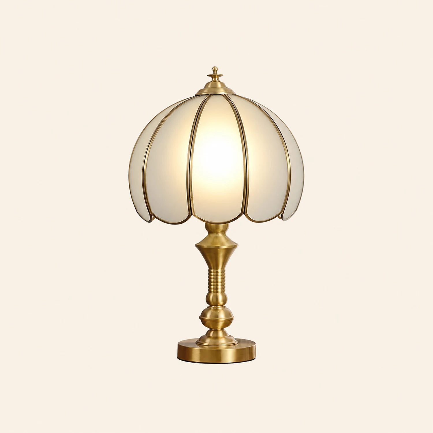 Tomyeus Brass Table Lamp - Lumpaz