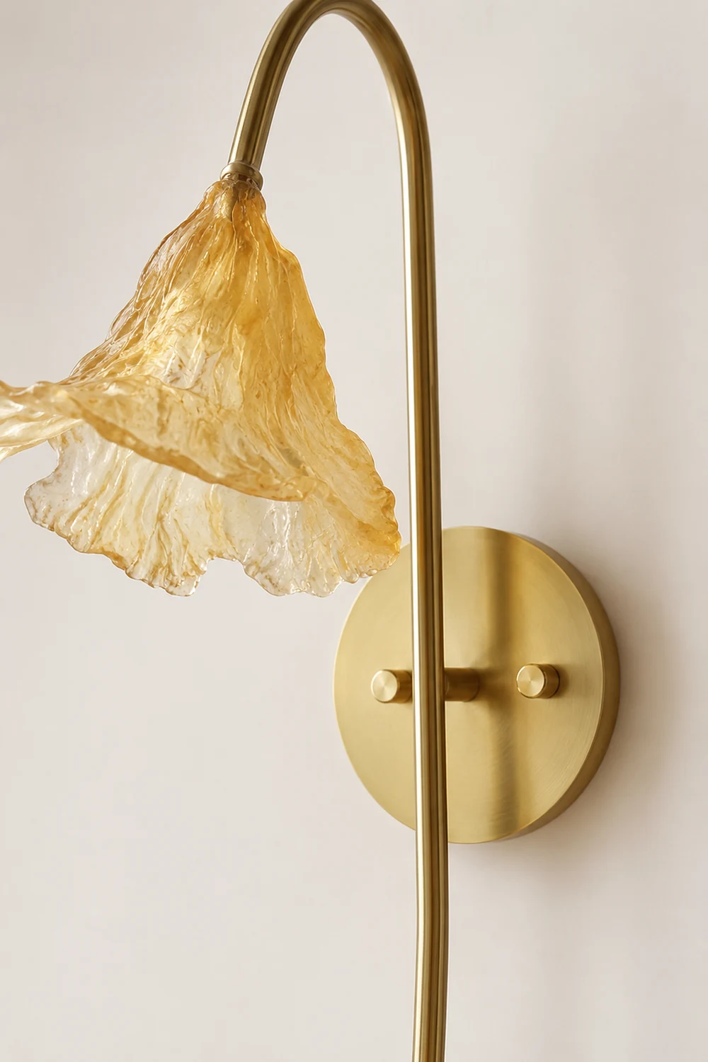 Lotus Amber Wall Lamp - Lumpaz