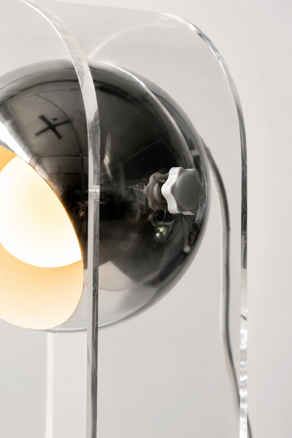 Insta Sensorette Table Lamp - Lumpaz