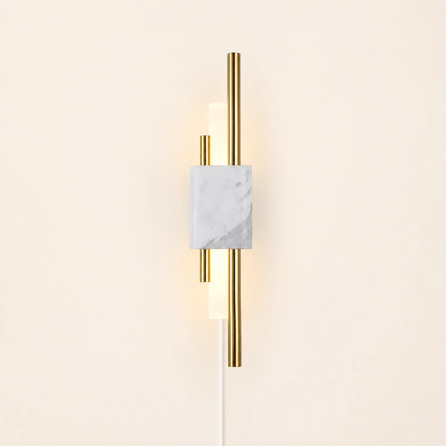 Tanto Plug In Wall Lamp - Lumpaz