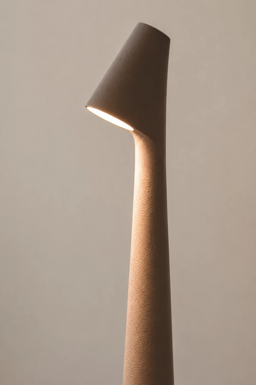 Africa Built-in Battery Table Lamp - Lumpaz