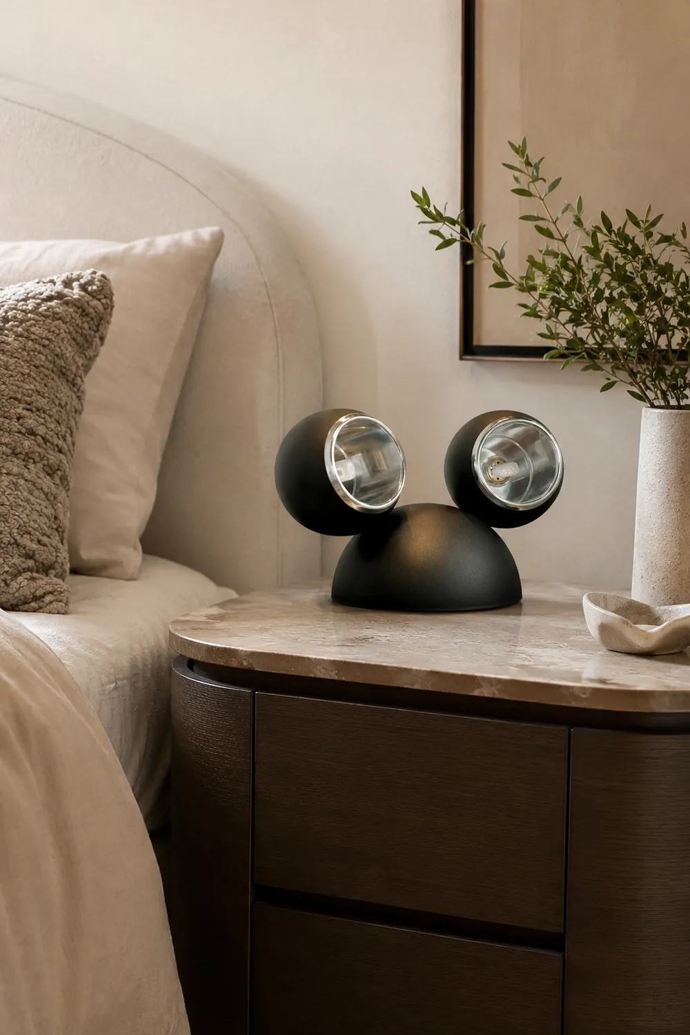 Modern Mickey Table Lamp - Lumpaz