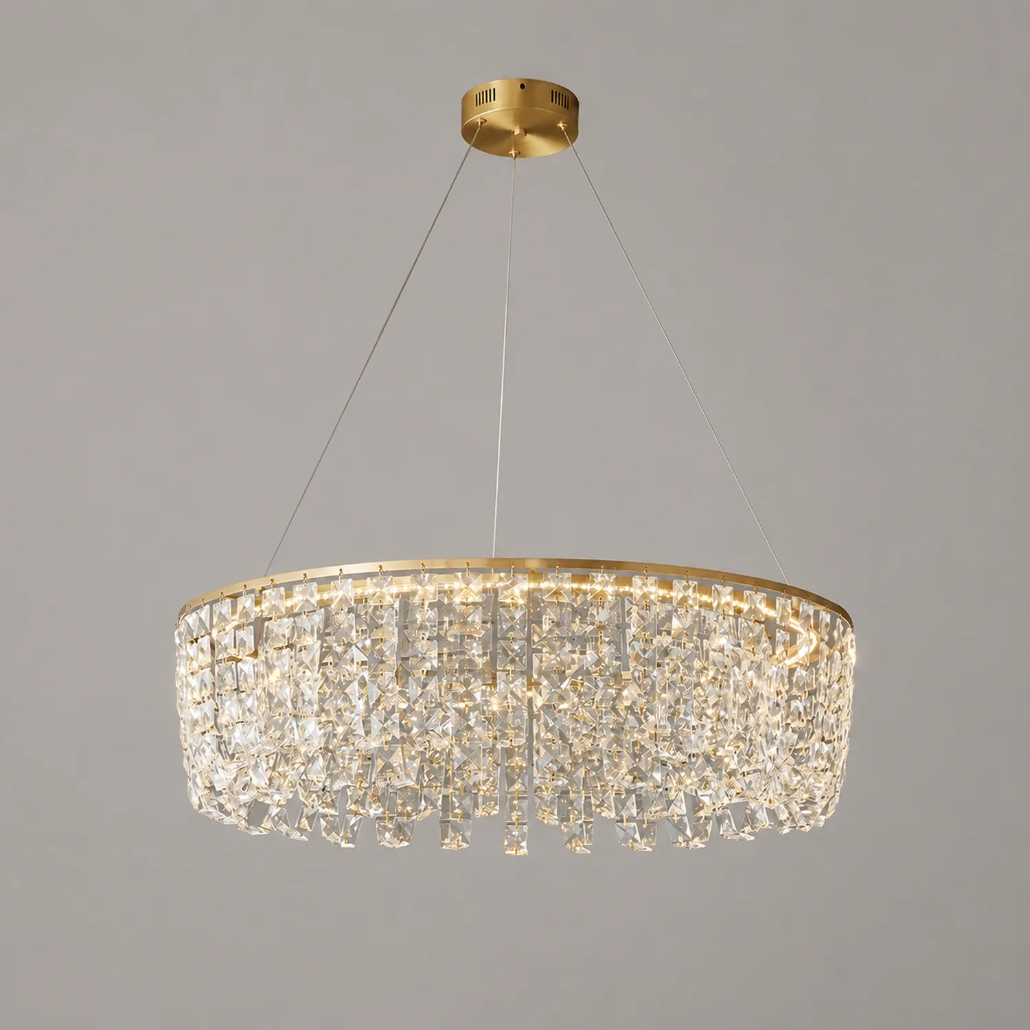 Emory Brass Chandelier - Lumpaz
