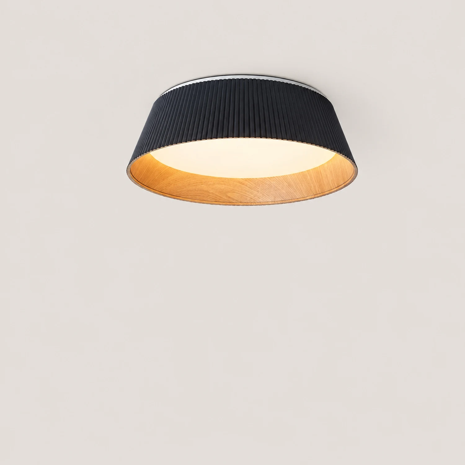 Nordic Resin Conical Ceiling Light - Lumpaz