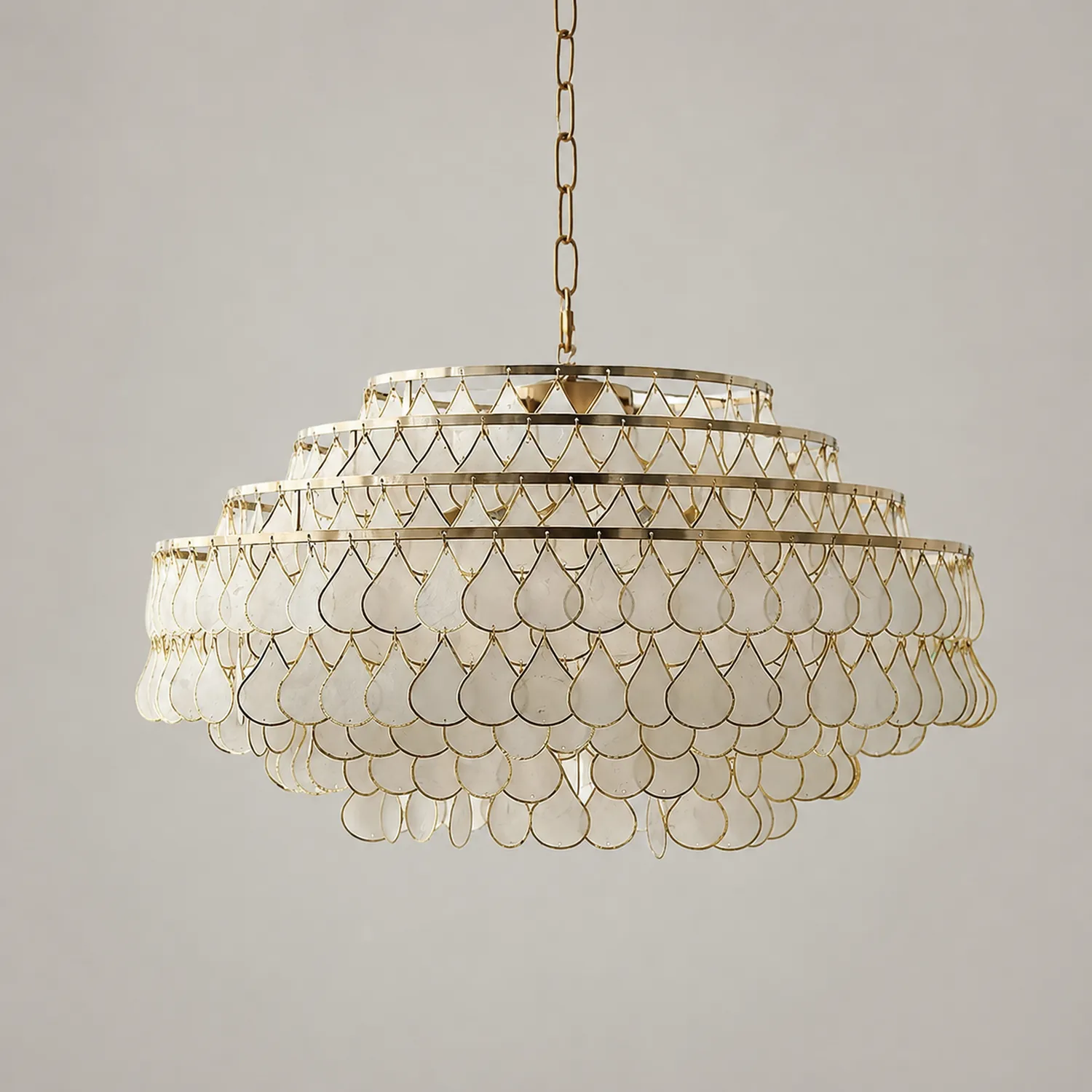 Vivant Shell Pendant Lamp - Lumpaz