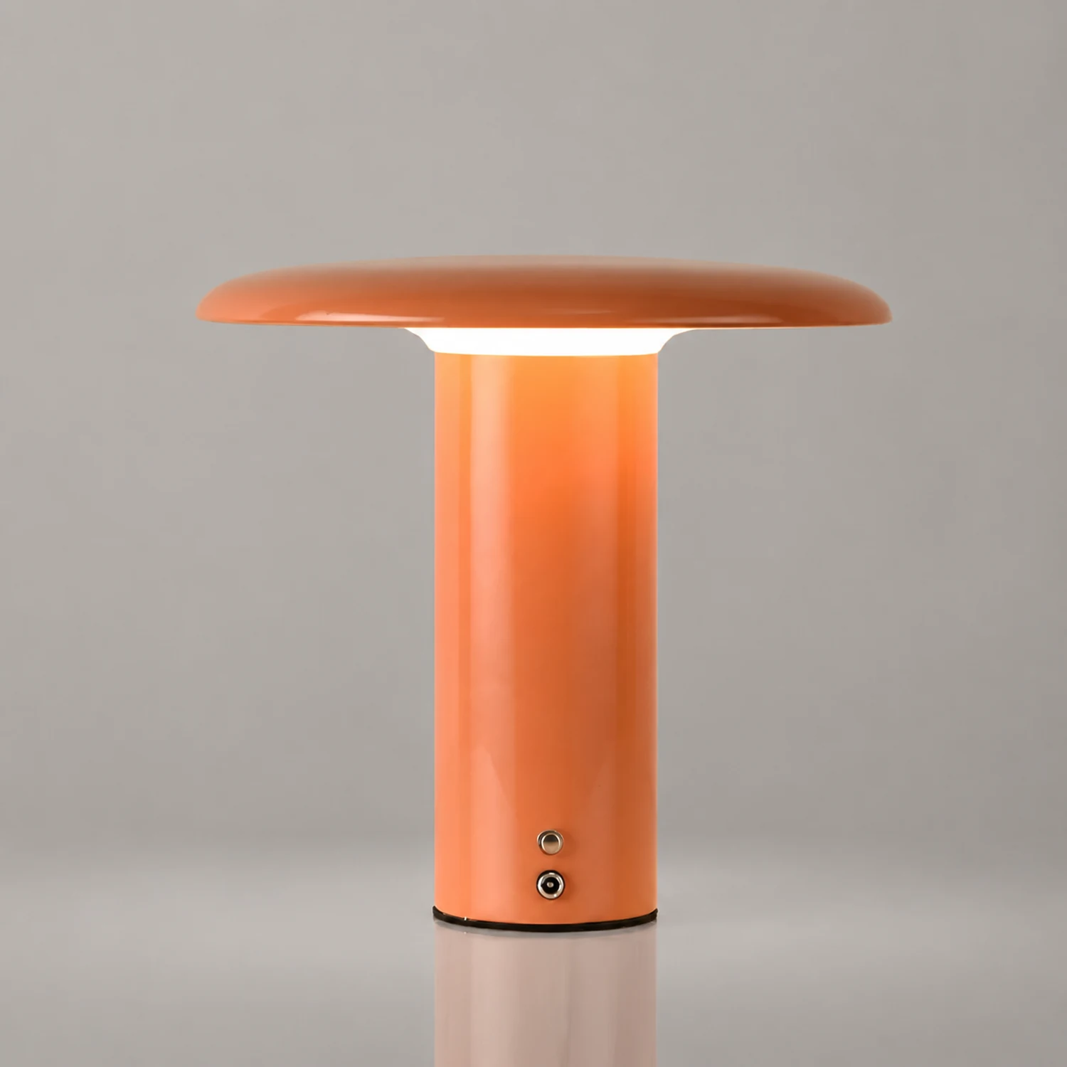 Takku Built-in Battery Table Lamp - Lumpaz