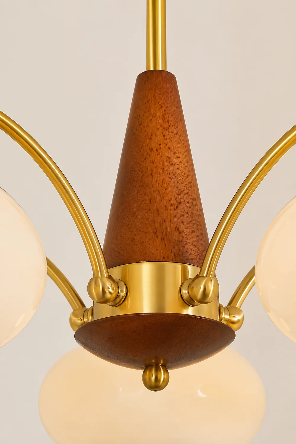 Tillary Wood Chandelier - Lumpaz
