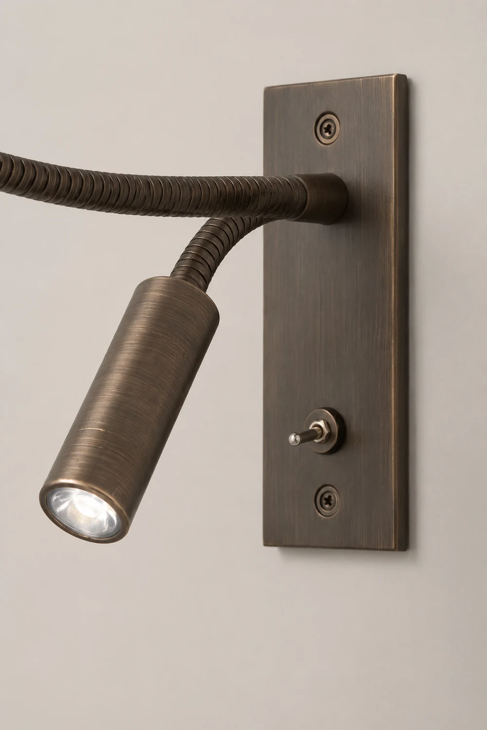 LED Bedroom Art Deco Wall Light - Lumpaz