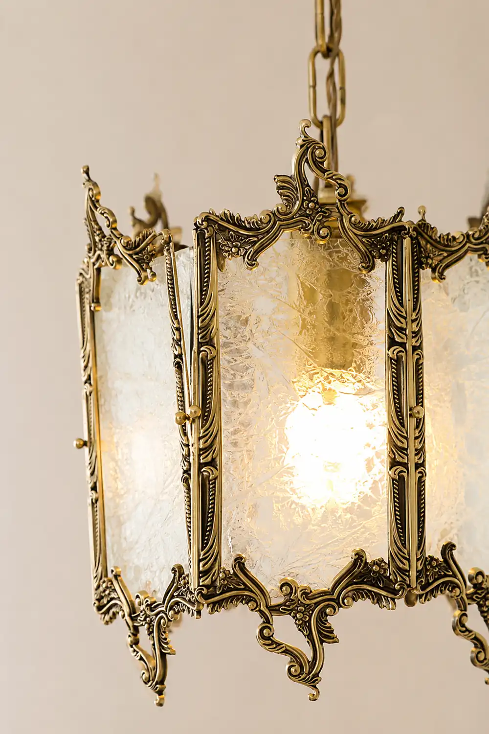 Gorgeous Brass Lantern Pendant Lamp - Lumpaz