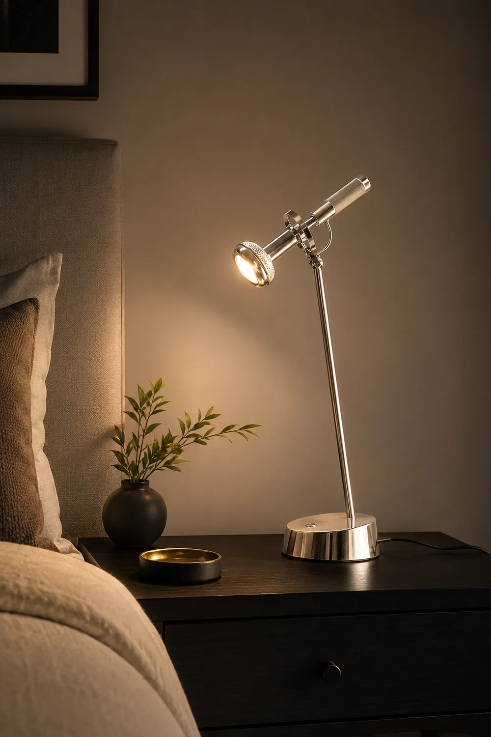 Bugsy Table Lamp - Lumpaz