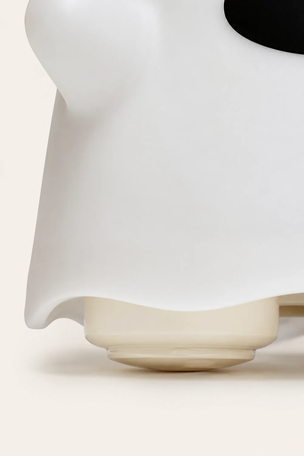 Ghost Built-in Battery Table Lamp - Lumpaz