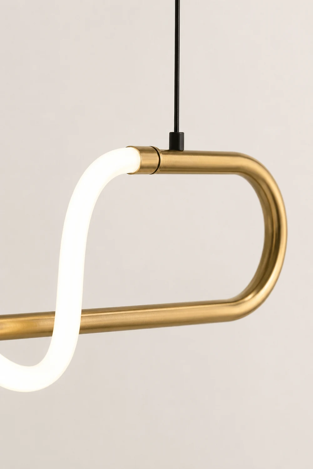 Kulgony Linear Chandelier - Lumpaz