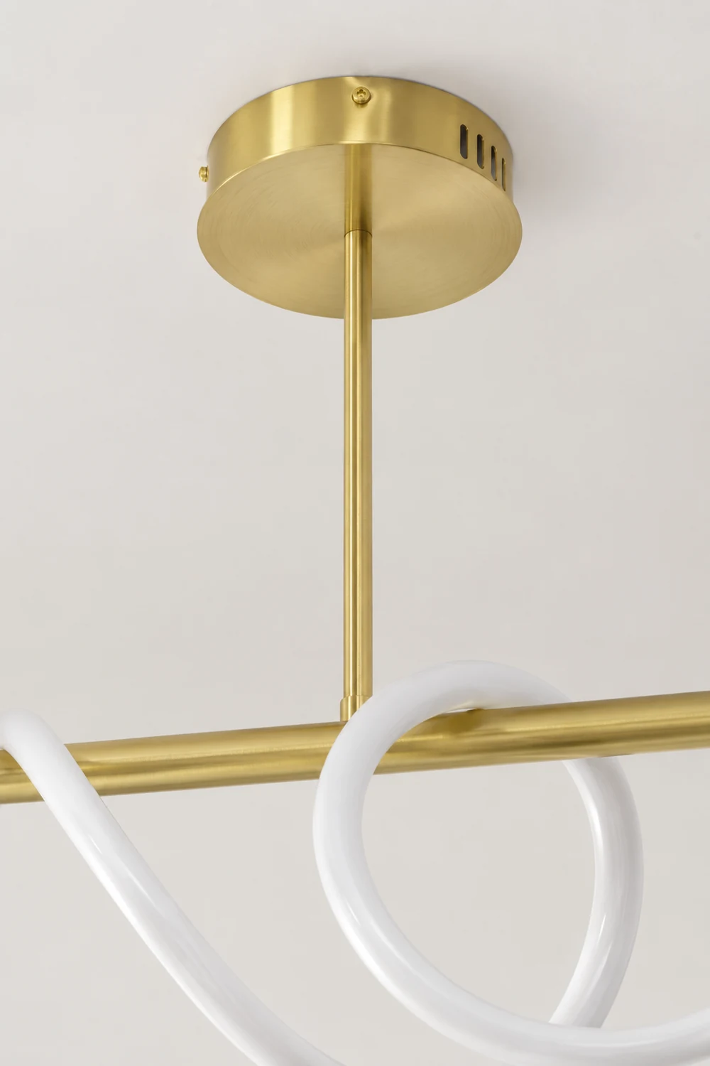 Serpentine Glow Gold Chandelier - Lumpaz
