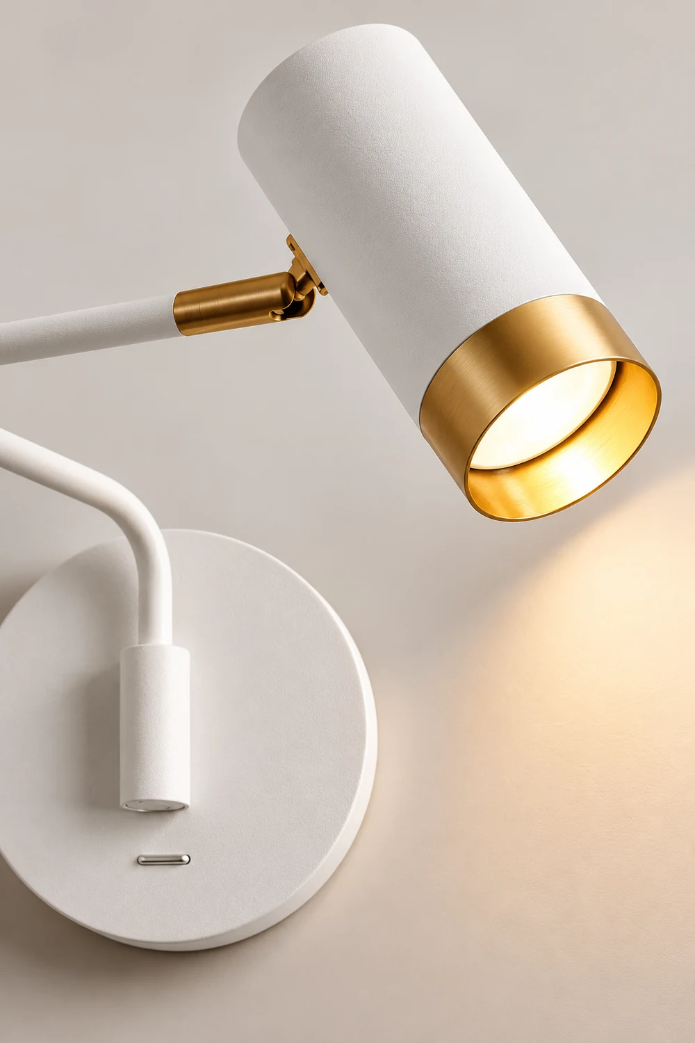 Fumi Swing Wall Lamp - Lumpaz