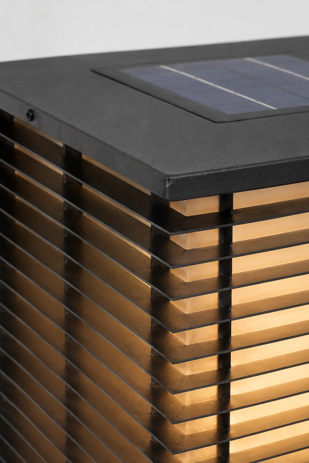 Dojo Lantern Outdoor Lamp With Solar Panel - Lumpaz
