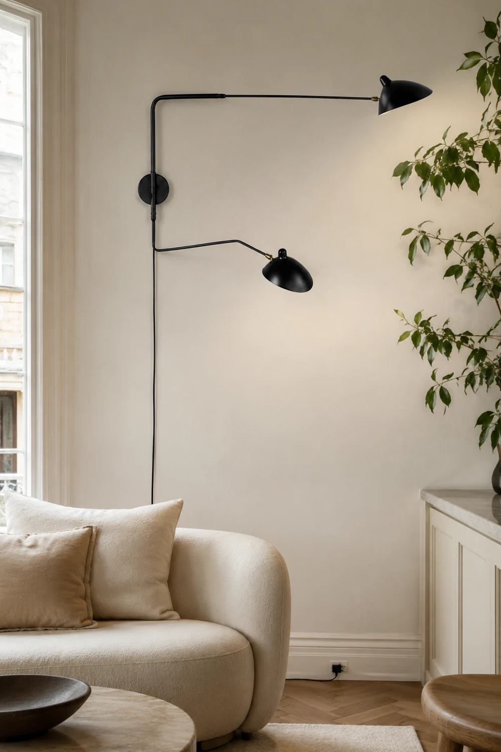 Serge Mouille Plug In Wall Lamp - Lumpaz