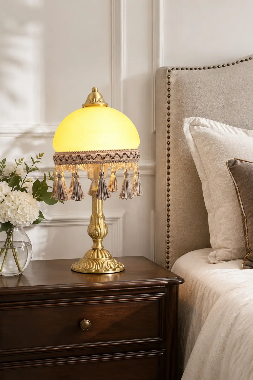 French Tassels Brass Table Lamp - Lumpaz