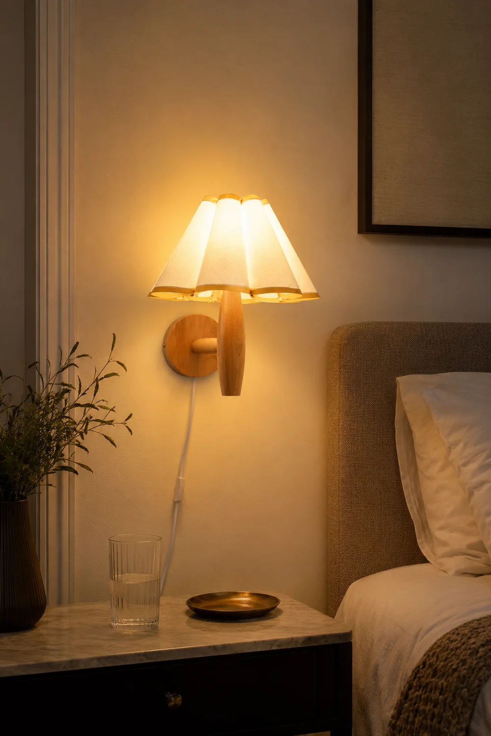 Vintage Fluted Plug In Wall Lamp - Lumpaz