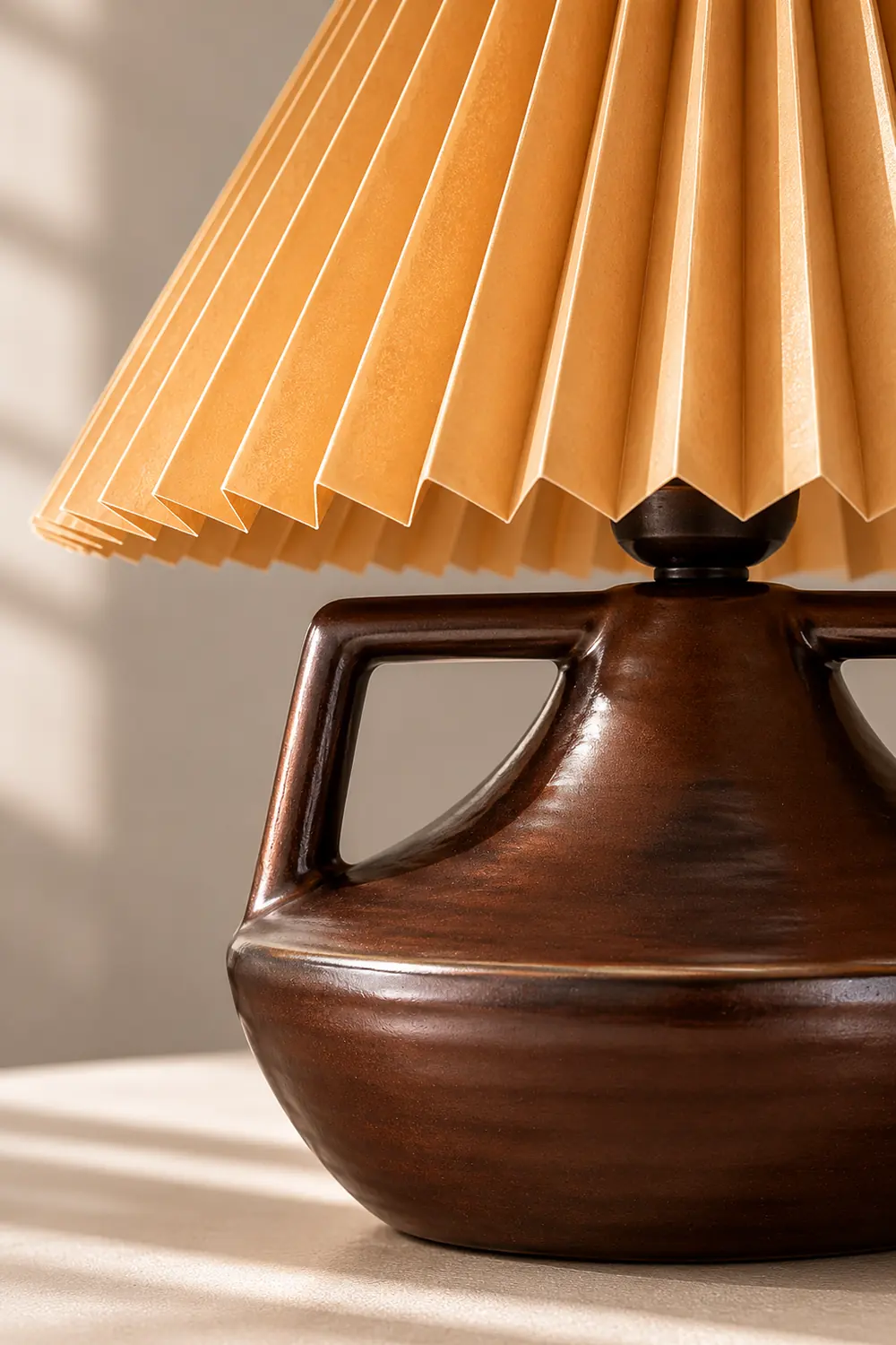 Navia Pleated Table Lamp - Lumpaz