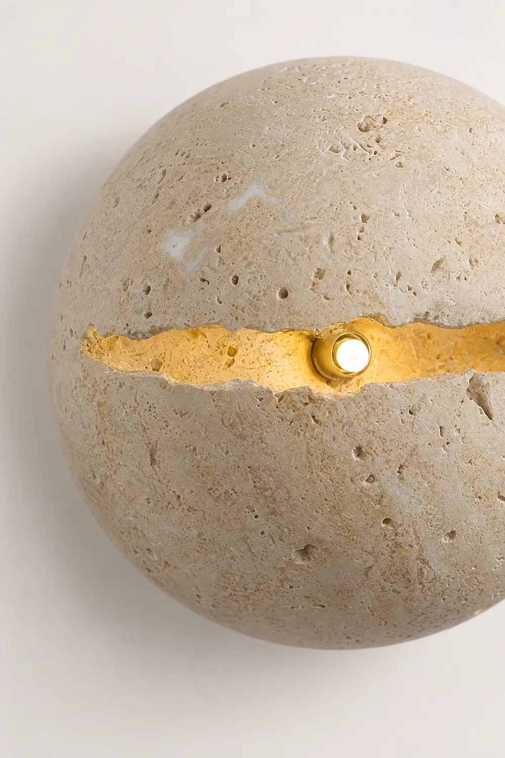 Round Crack Wall Lamp - Lumpaz