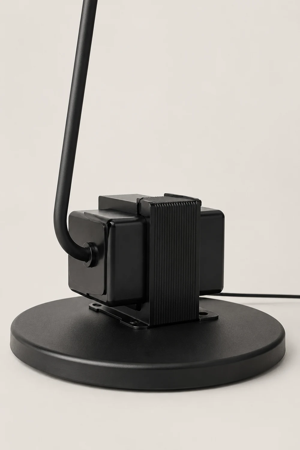 Zalena Floor Lamp - Lumpaz