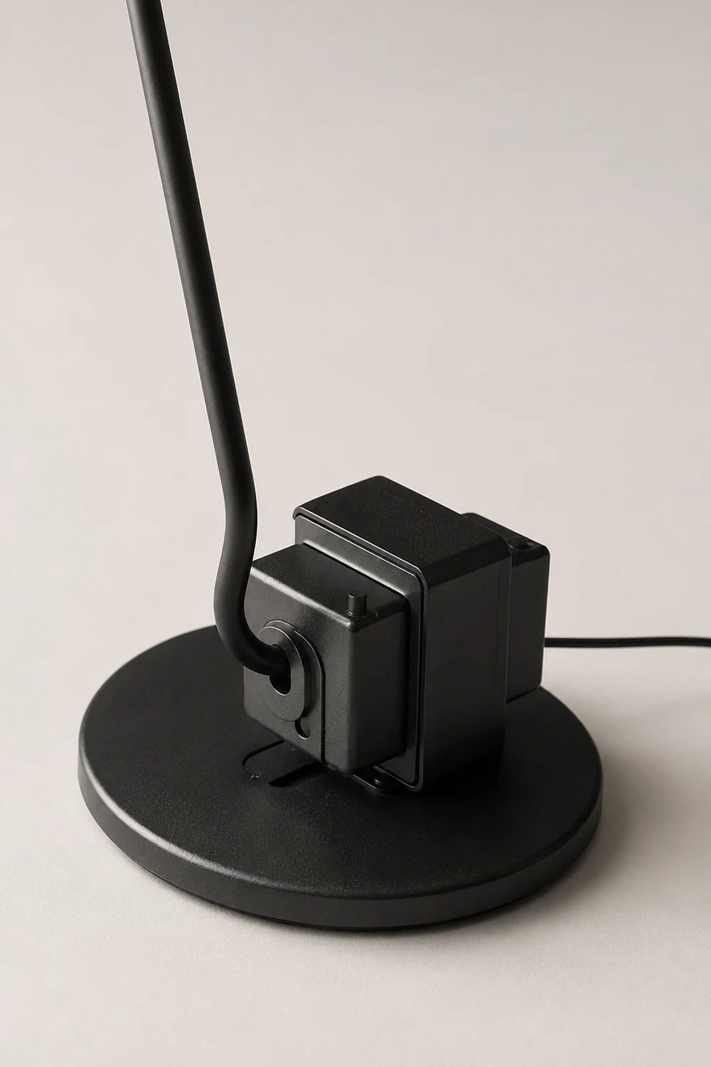 Zalena Floor Lamp - Lumpaz
