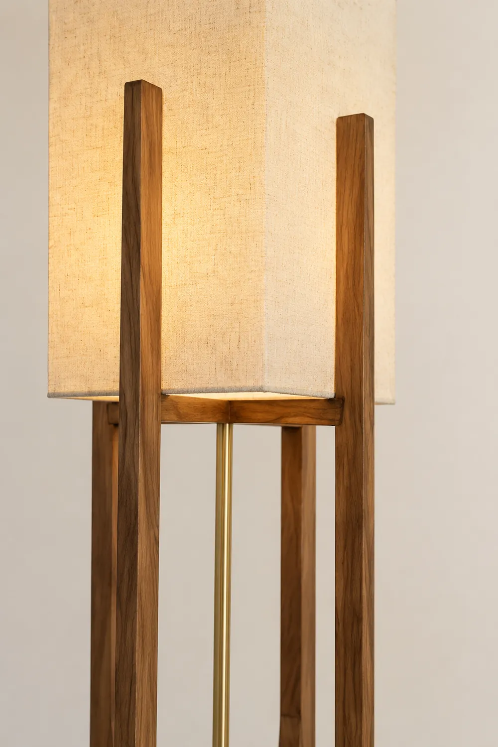 Fairbanks Floor Lamp - Lumpaz