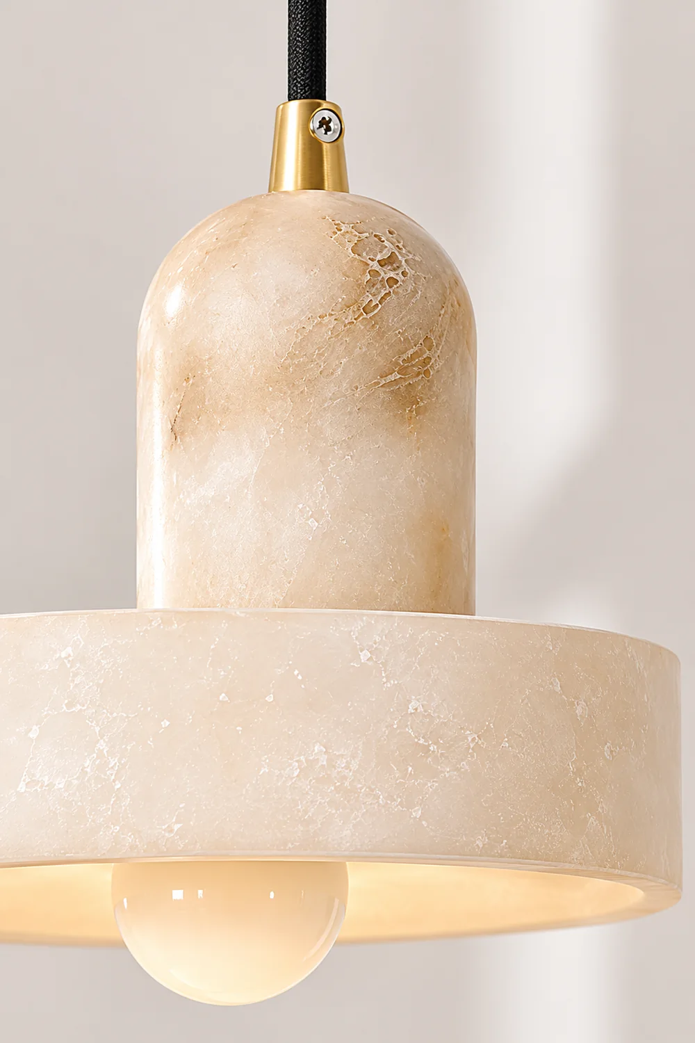 Disc Orb Alabaster Pendant Lamp - Lumpaz
