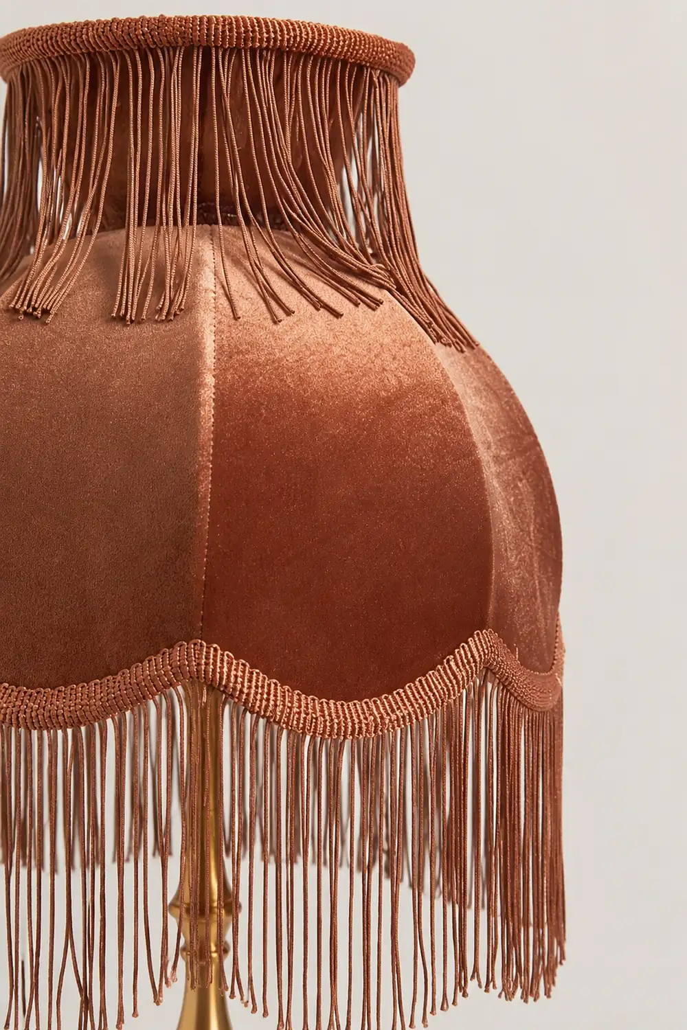 Lanna Tassel Table Lamp - Lumpaz