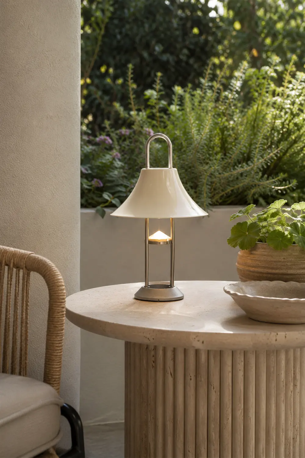 Mousqueton Outdoor Built-in Battery Table Lamp - Lumpaz